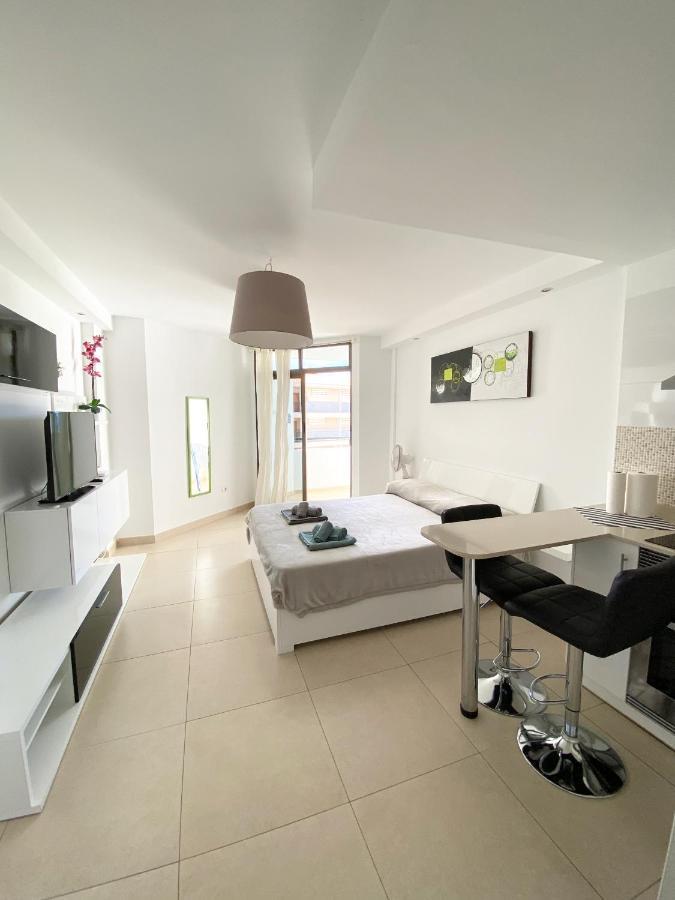 Aloha Summerland Vip Studio Sea & Pool View Лос Кристианос Экстерьер фото