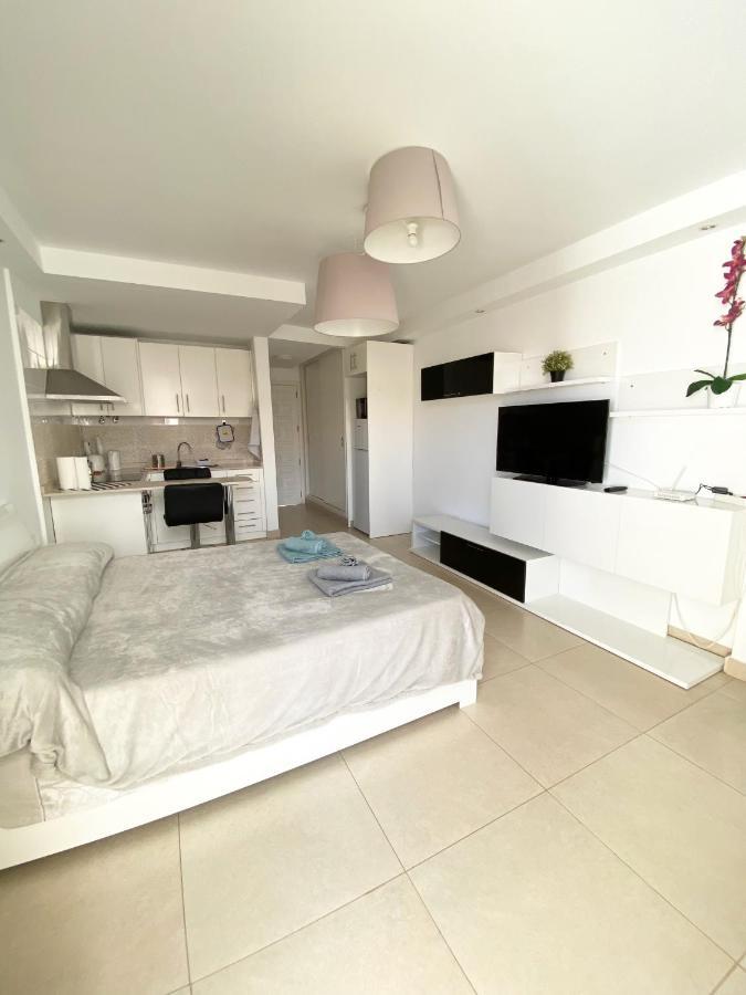 Aloha Summerland Vip Studio Sea & Pool View Лос Кристианос Экстерьер фото